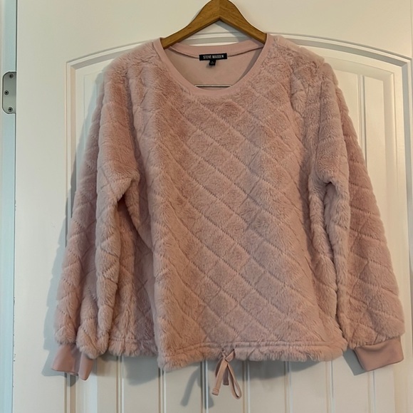 Steve Madden Faux Fur Sweater - Picture 1 of 6